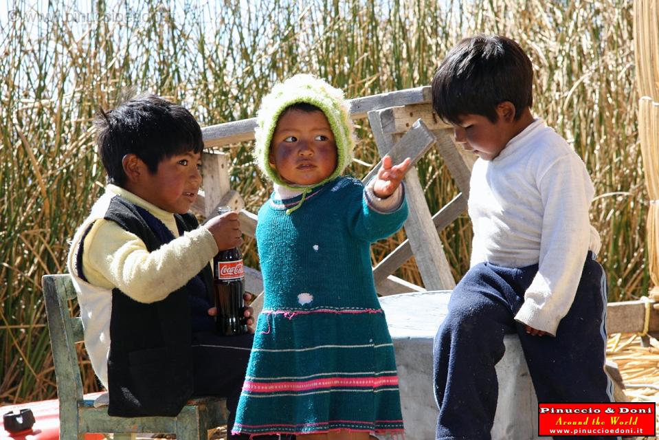 PERU - Lago Titicaca Isole Uros - 31.jpg